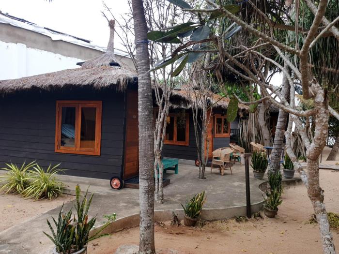 Tomorrowland Beach Villas
