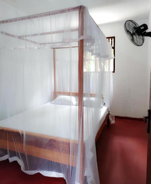 Indrasiri Villa Midigama
