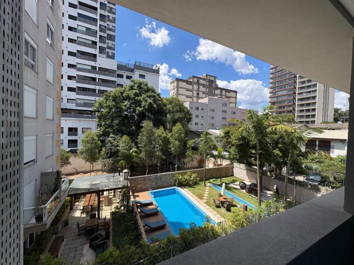 Studio Vila Madalena a 400m do Metro com Ar Cond próximo ao Beco do Batman e Allianz