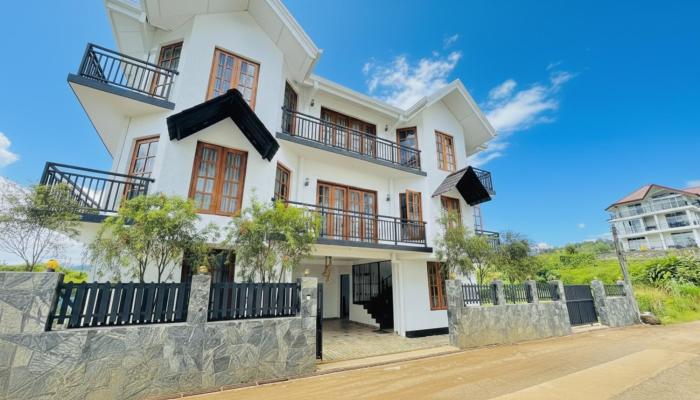 Ru Hotel & Villa
