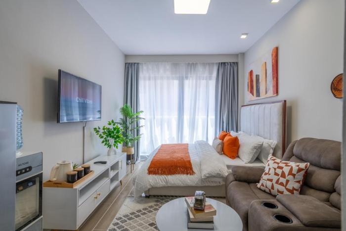 PJ Suites Studio Near SGR, JKIA, Expressway with Gym Pool Wi-Fi