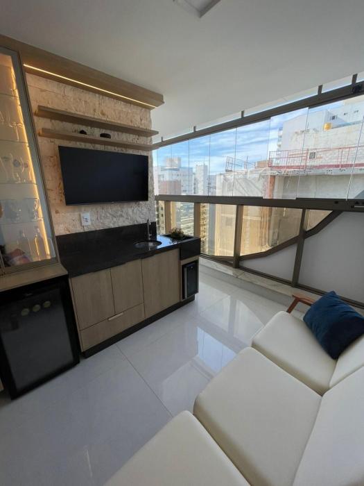 Apto novo ótima localização na Praia da Costa!