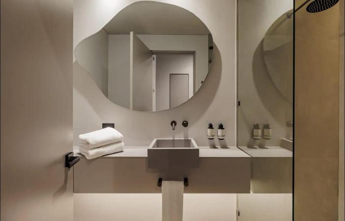 Penthouse con jacuzzi, amplio 5 habitaciones, poblado Medellin