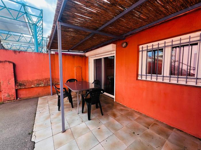 Argelès-sur-Mer T2 en RDC avec Terrasse & Parking Près Plage - FR-1-309-553