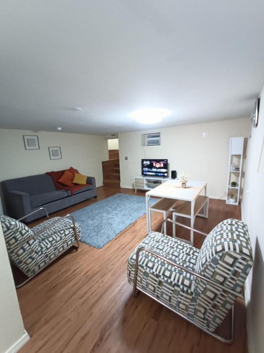 Cute Comfortable Spacious Studio