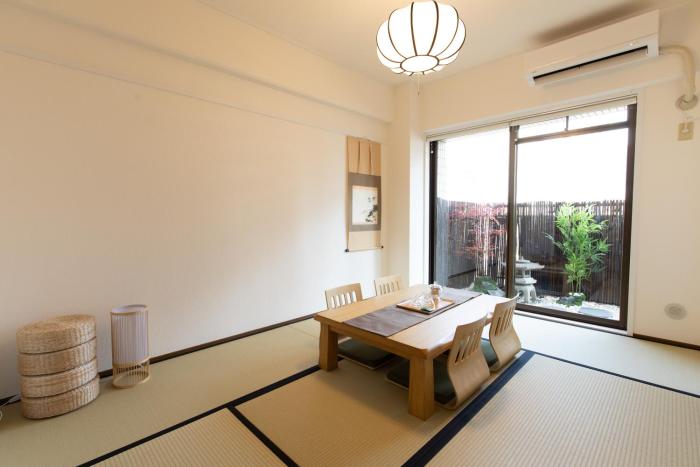 Roots Osaka Station 3