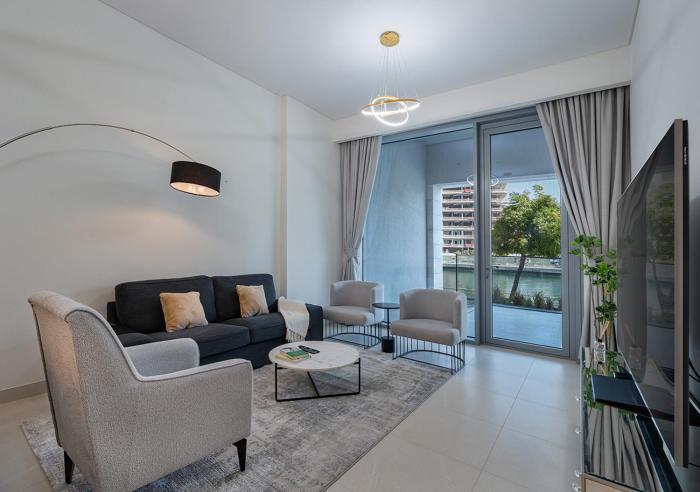 Canal Front Residence 5, Al Wasl - 2 Bedroom with Maids room - Allsopp & Allsopp 02