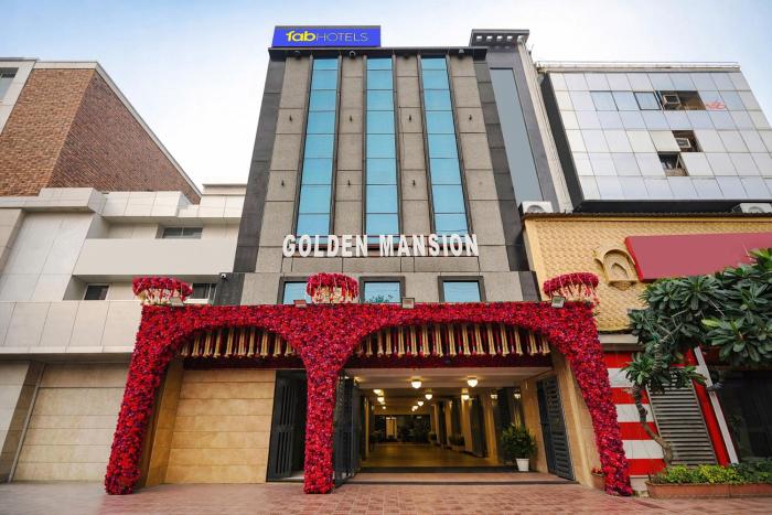 FabHotel Golden Mansion
