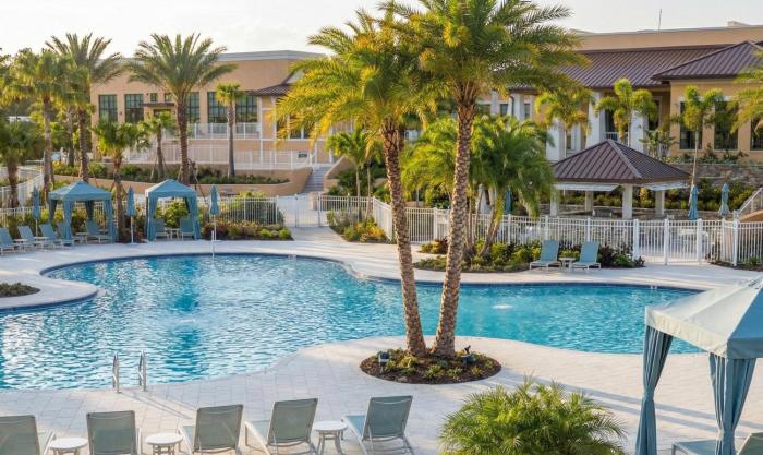 Sun-Kissed 5BR Villa Pool & Family Ready