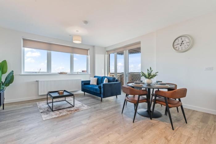 Grand Thameside - Free Parking - 4BR - Sleeps 8