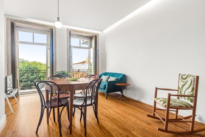 Belly Angel - Porto Historic Center