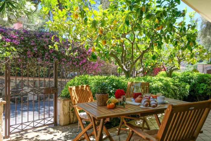 Sara House Taormina Centro - Free private parking