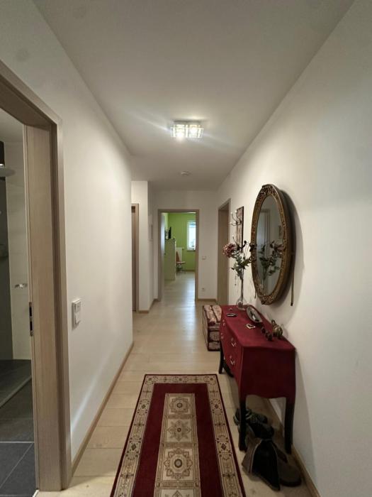 Premium Living Bayreuth - Terrasse & Fahrradweg