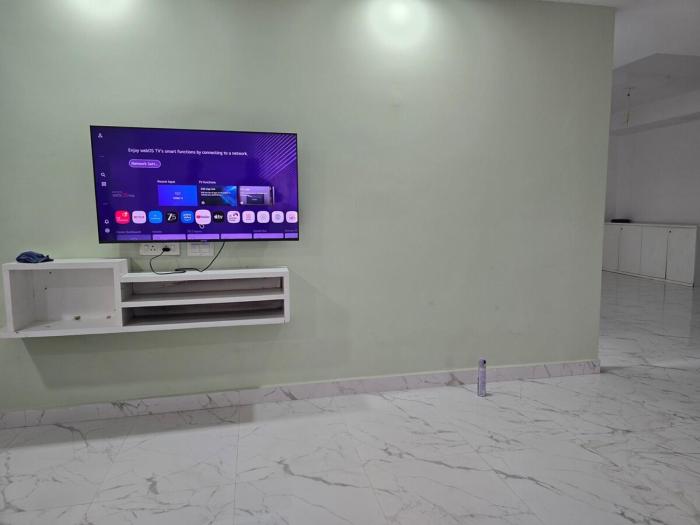 Anne Towers 2BHK Apartment by Homeyhuts