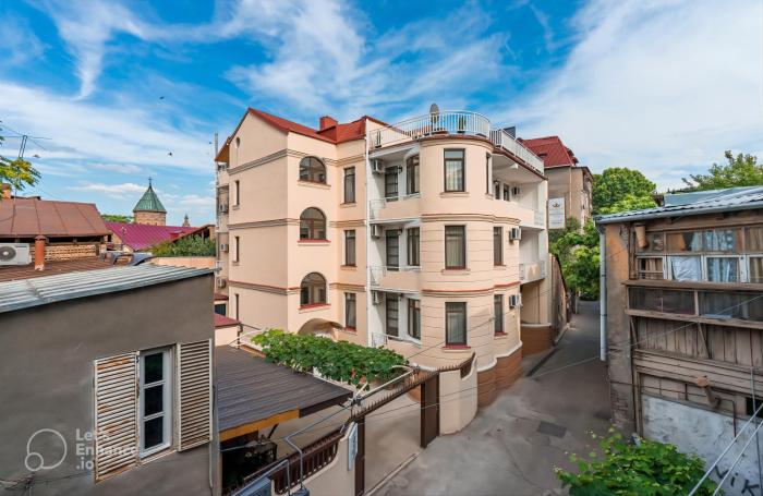 Hotel Imperial House