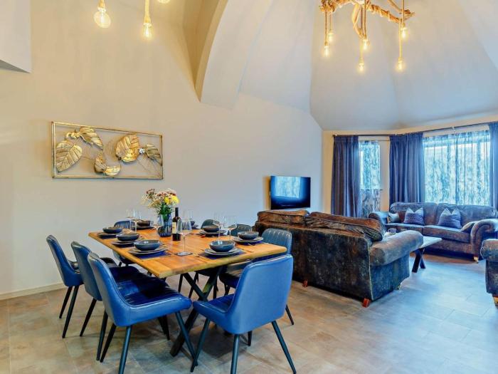 4 Bed in Newquay oc-90069