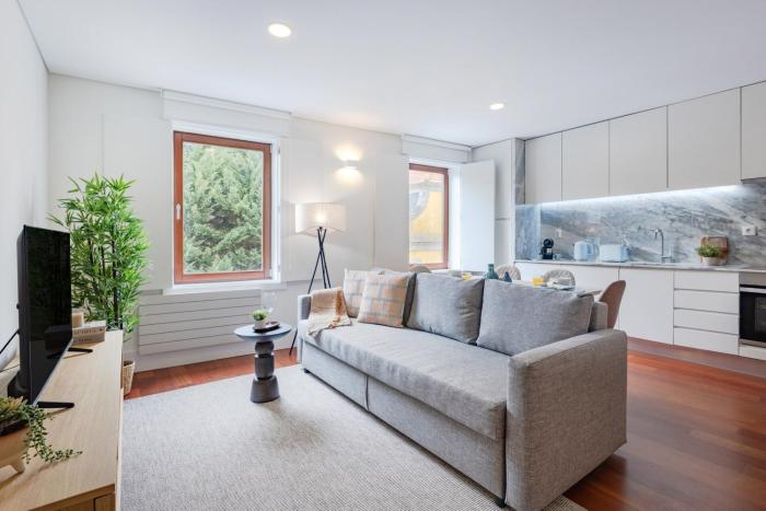 Balcony Retreat | Porto Urban Flats