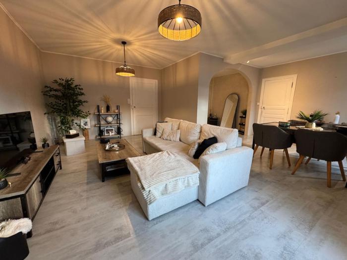 Le Moderne - 6pers - Bugatti Circuit - Zoo