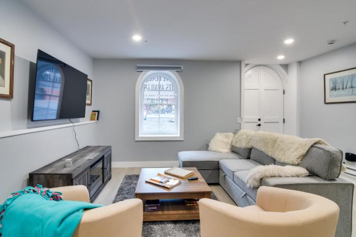 Walkable Townhome in the Heart of Central City!