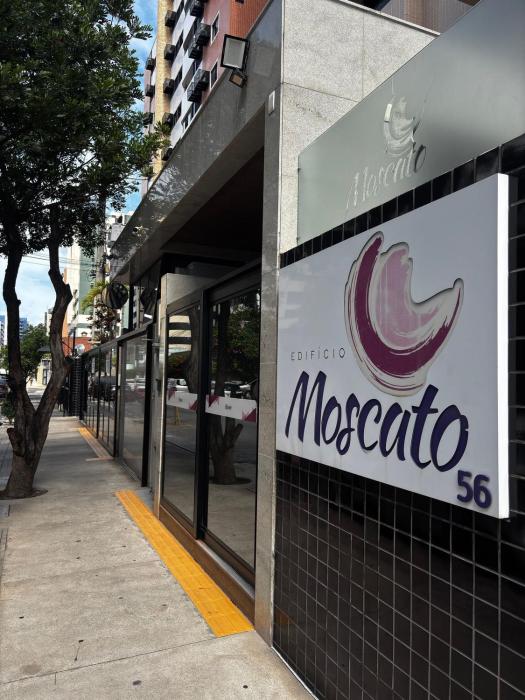 Edf. Moscato | Apto quarto e sala com varanda