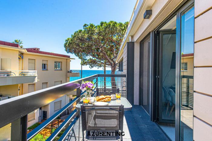 Azurenting - T2 Front de Mer - Clim - Parking