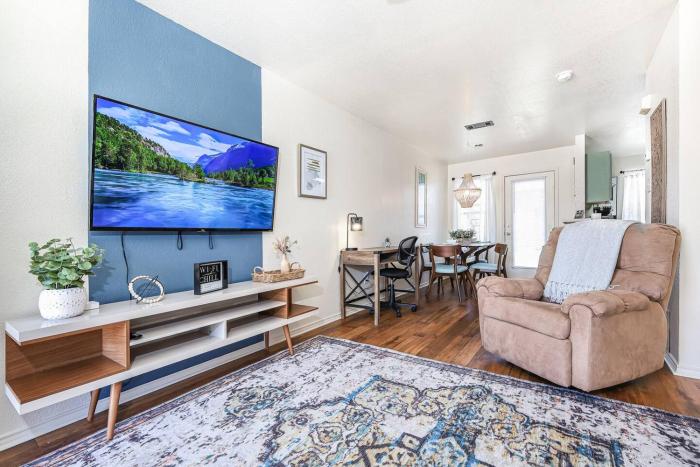 Entire 4-Plex | For Corporate Teams or Contractors