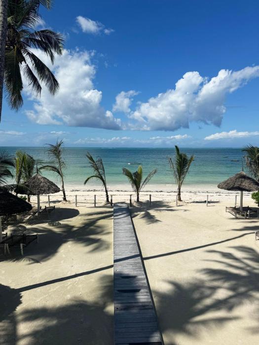 Tremendo Beachfront Apartment