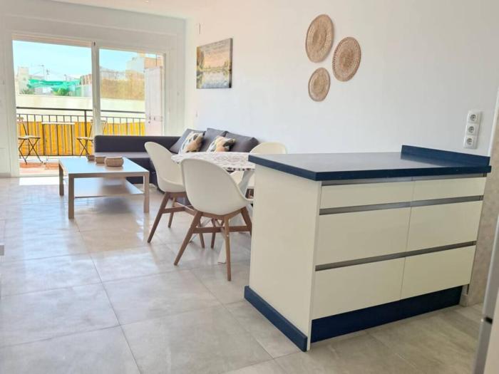 Casa Nina: Central 2bed2ba in Los Boliches