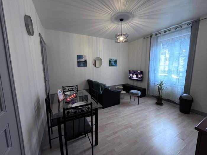 L azur Jurassien séjour chaleureux dans le Jura