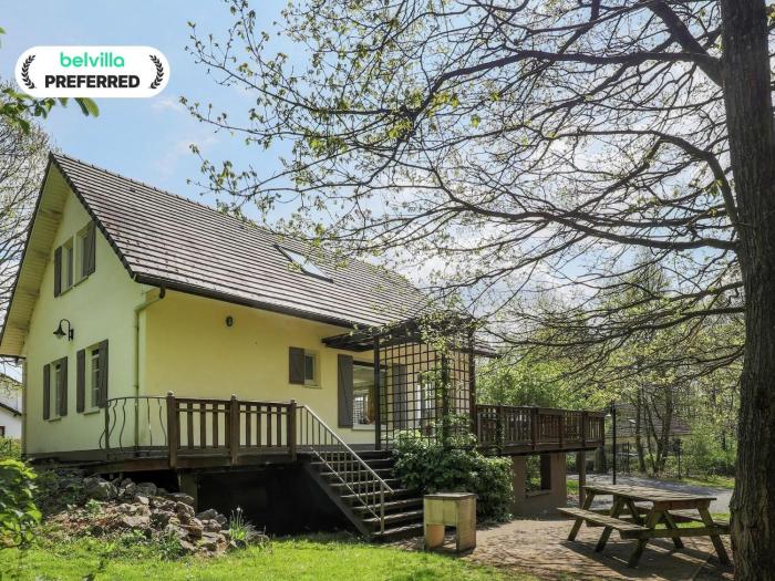 Rendeux Villa with Garden