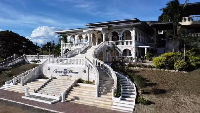 IT Farm Resort