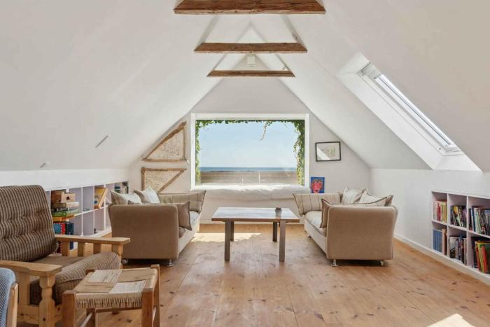 Spacious Holiday Home With Views Over Limfjorden