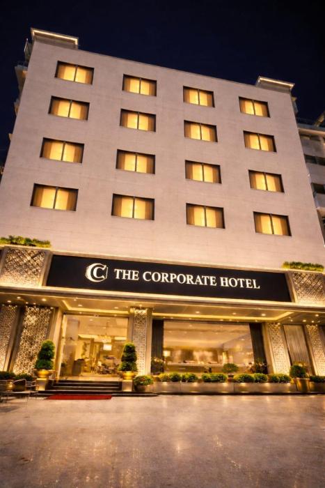 The Corporate Hotel - NEAR TERMINAL 3 DELHI AIRPORT WITH - Free AIRPORT PICKUP