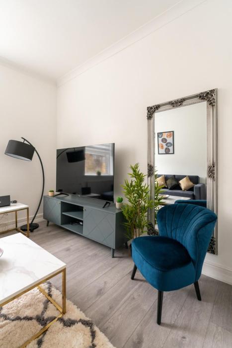 Modern Flat in Waterloo