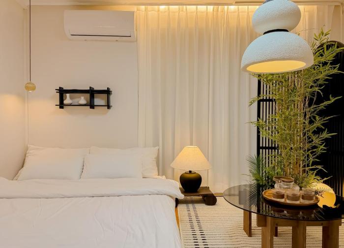 Jamsil, Songpa-gu, Lotte World, Seokchon Lake, Asan Medical Center, KSPO Dome, 20 minutes from Gangnam, 20 minutes from Seongsu