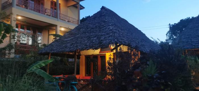 Camp Kimanganu Safari Lodge