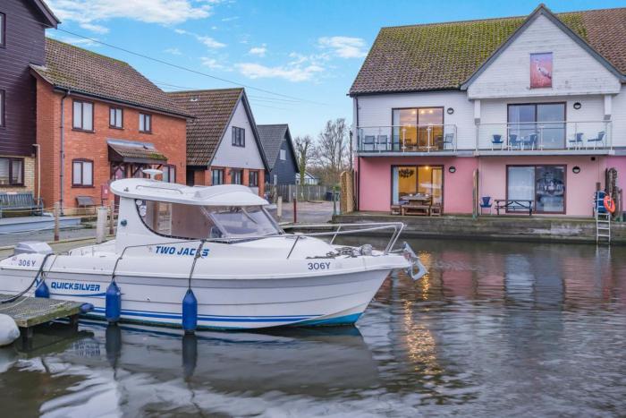 4 Bed in Horning oc-s34101