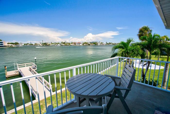 8 - Pieces of Eight Condos