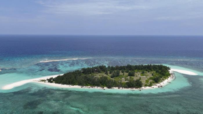 5 Day Private Island Survival Experience,Gear & Transfers Included