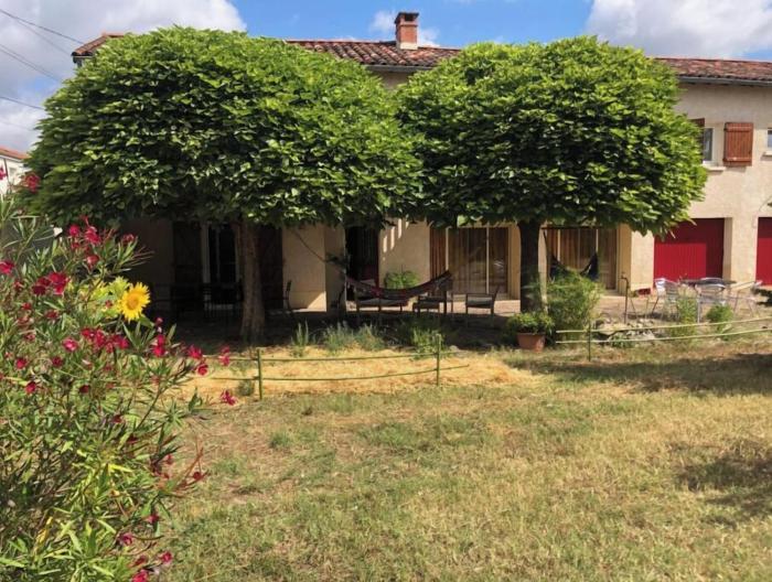 LESCAPADE, Gite rural en ville! Famille, amis, travail