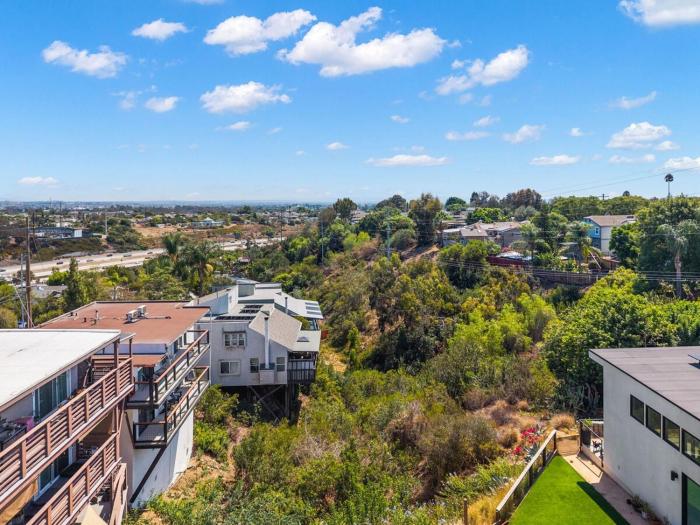 Canyon View by Coastline Vacation Rentals