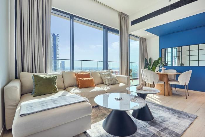 Modern 1BR Urban Escape at Blue Paradise