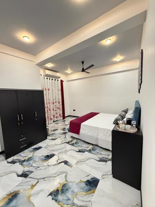 Sky Lagoon Transit Stay Near Colombo Airport CMB Katunayake