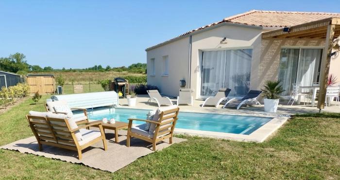 Villa Boheme-Piscine chauffee-proche ogliss park et plages