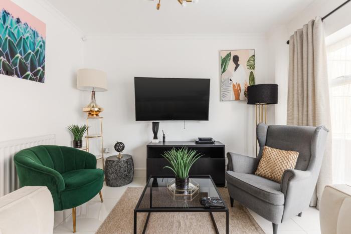 New! Serene 3BR House with Patio in Millbrook Park