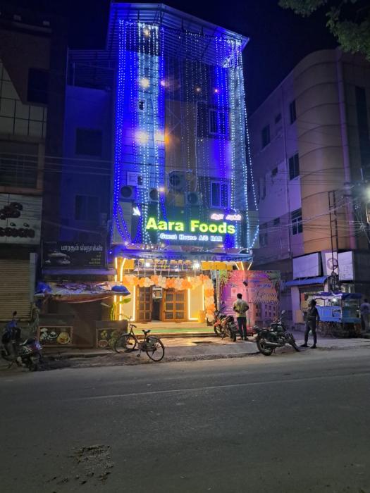 Aara Foods Resto Bar & Guest House