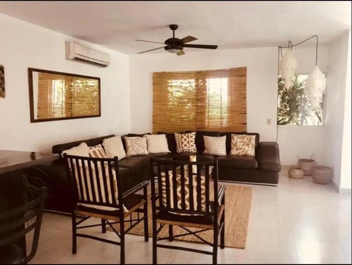 Family home with pool, palapa and private garden