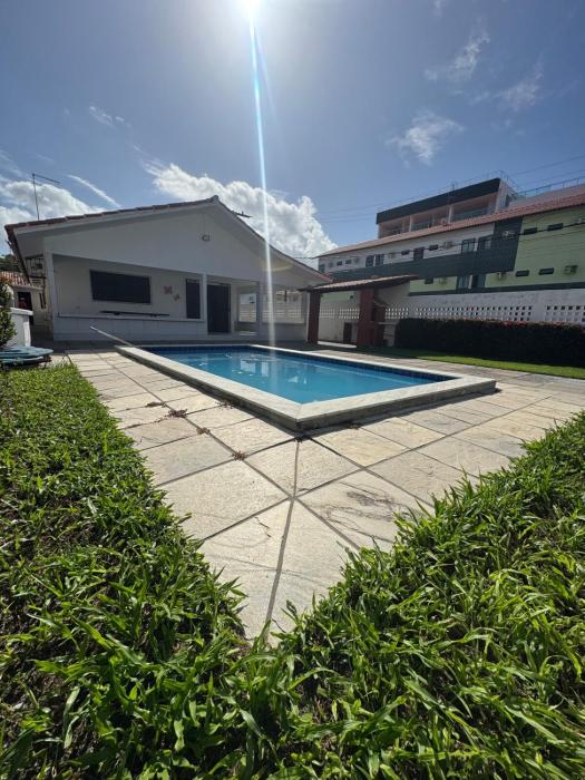 Casa com piscina Próximo ao centro de Porto de Galinhas