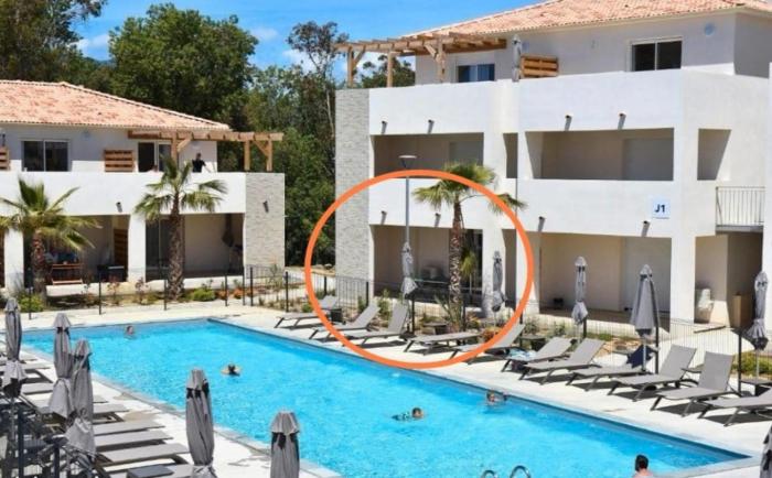 Petit havre de paix au bord de la mer