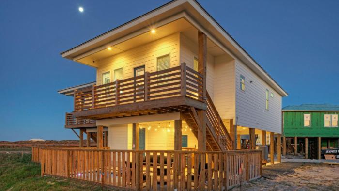361 Bayview by AvantStay